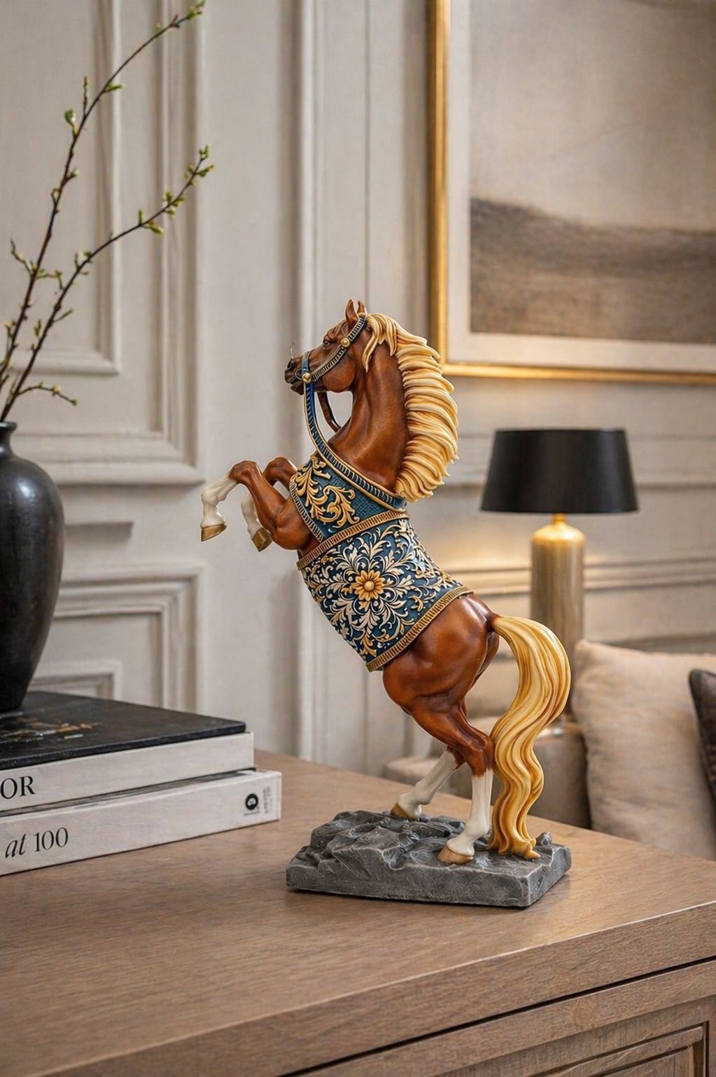 Statuetta di cavallo decorativa